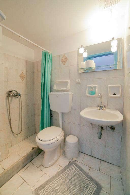 Mira Mare Studios Lipsi Room photo