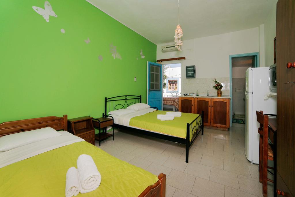 Mira Mare Studios Lipsi Room photo