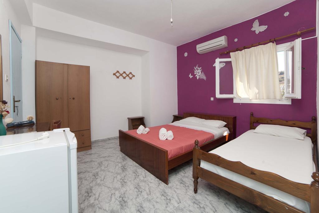 Mira Mare Studios Lipsi Room photo